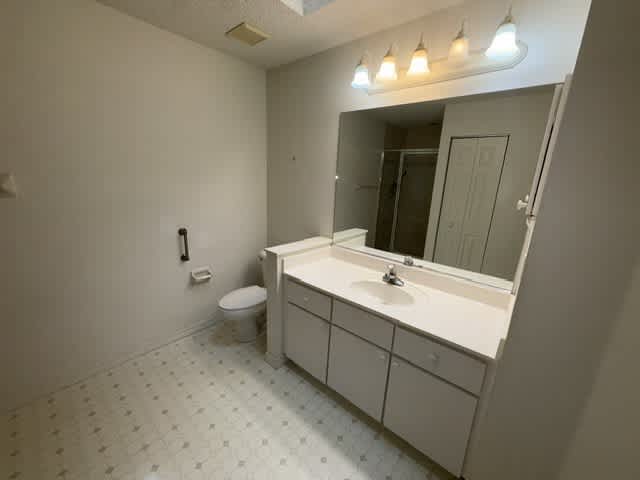 5304 SE 15th Ct photo 5