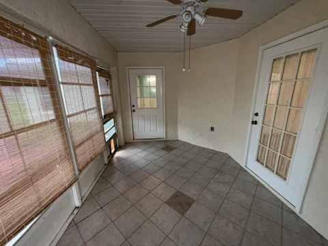 5304 SE 15th Ct — Solarium 2