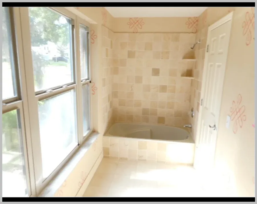 2210 SE Laurel Run Dr — Bathroom 3