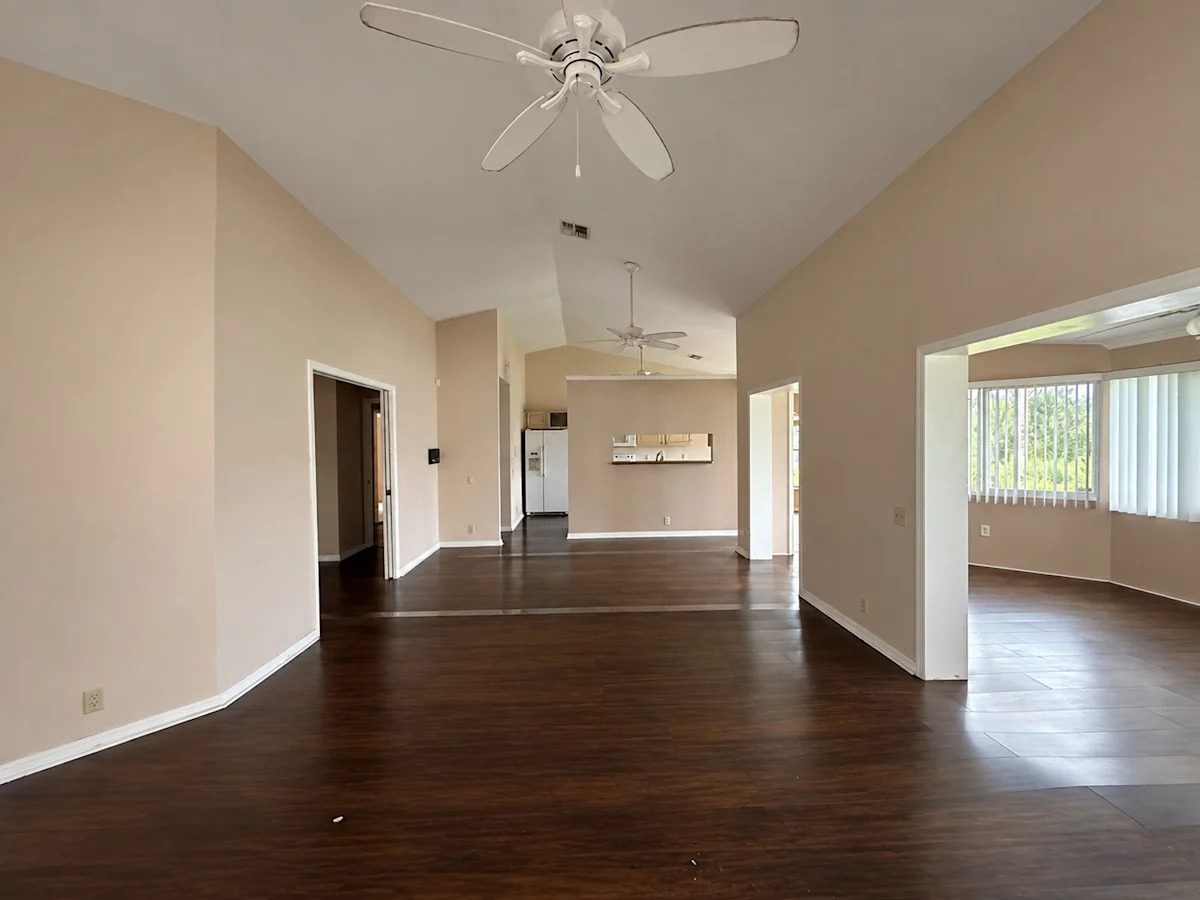 8417 Danbury Ln photo 3