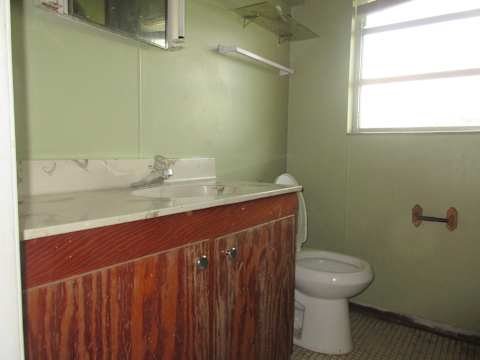11639 Huggins St photo 2