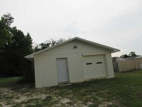 11639 Huggins St photo 16