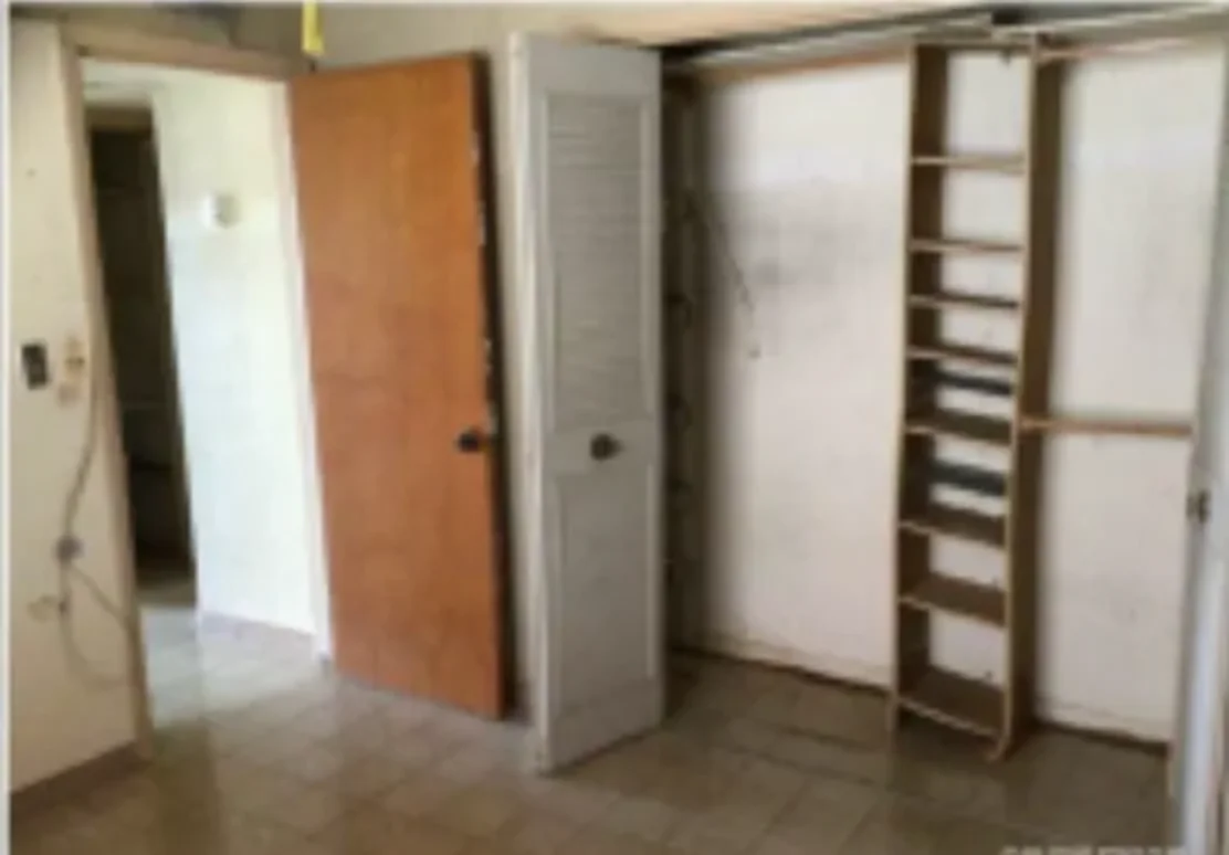 3075 NW 7th St Apt 101 photo 2