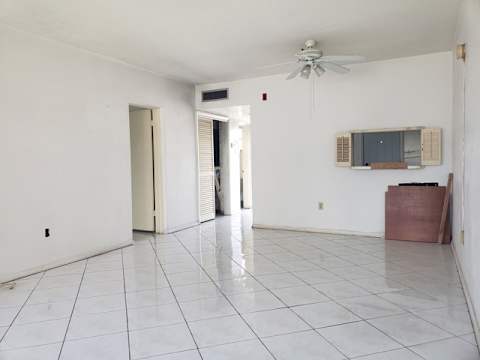 18555 NE 14 Ave Apt 502 photo 5