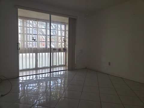 18555 NE 14 Ave Apt 502 photo 11
