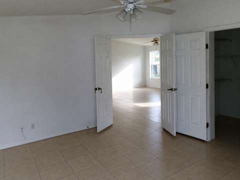 12415 Catalina Dr photo 8