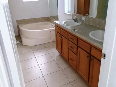 12415 Catalina Dr photo 11