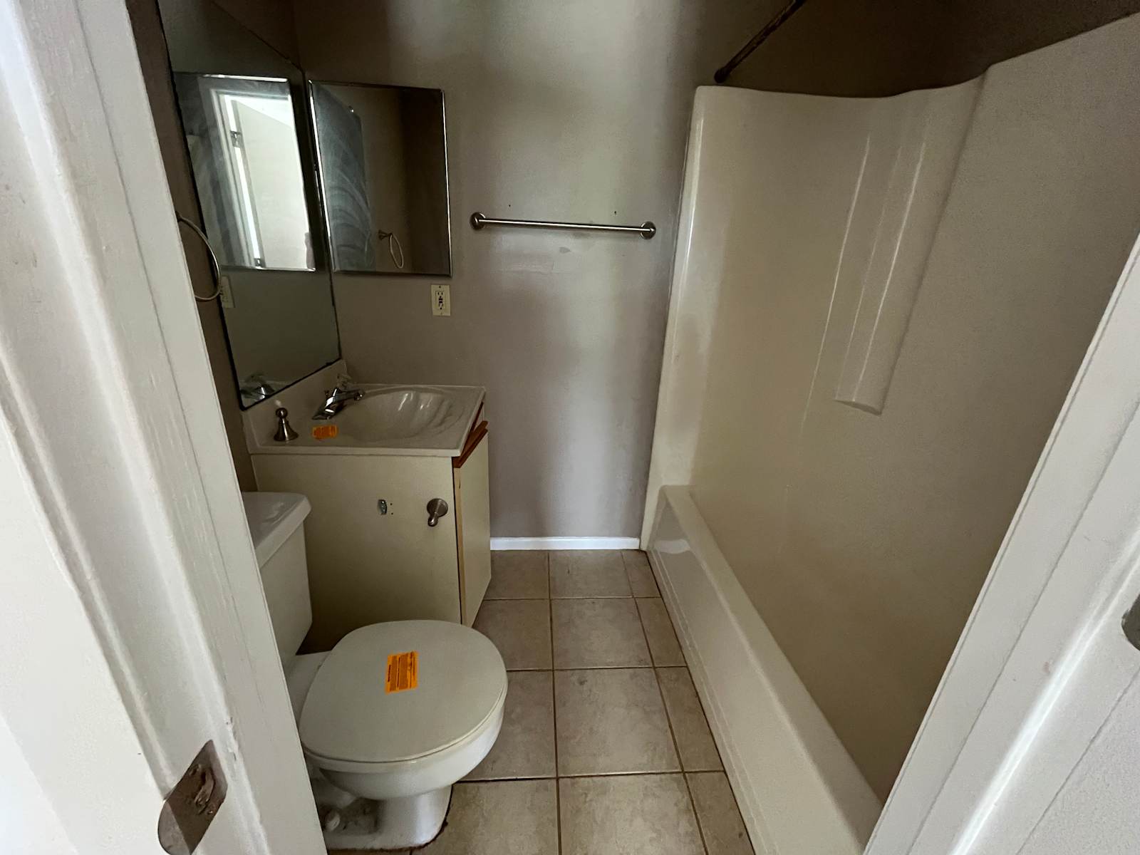 26330 Rampart Blvd — photo 10