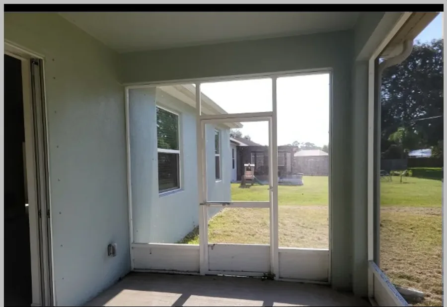 780 Consumer Street Southeast photo 3