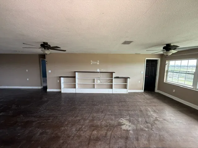 848 Wildabon Ave — Living room 2