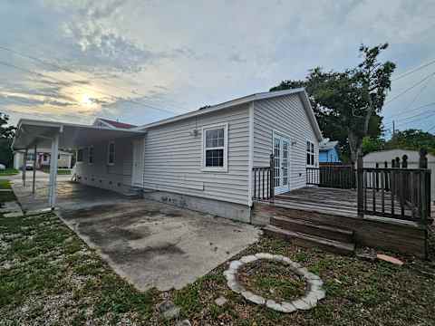 2434 S 37th Street photo 2