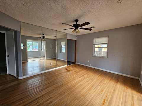 2434 S 37th Street photo 6