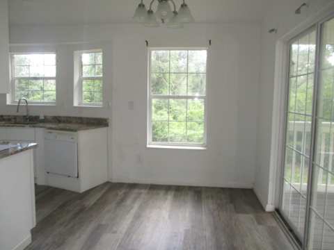35236 Reynolds St photo 6