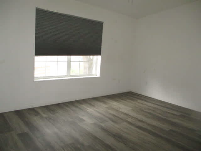 35236 Reynolds St photo 8