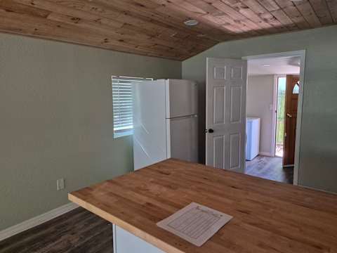 7409 Rhode Island Dr photo 3