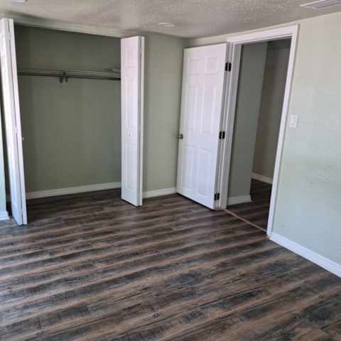 7409 Rhode Island Dr — Photo 12